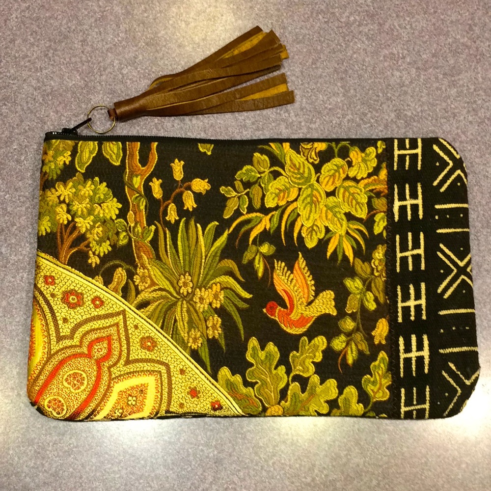 Beautiful Handmade Fabric Clutch NWOT
